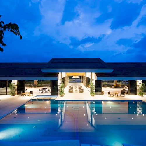 Half Moon Bay Lodge
